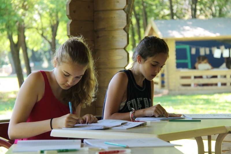 Village Camps International Summer Camp Ard&egrave;che, France 2019-07-26 https://www.villagecamps.com/journals_admin/images/911-28-07-03-2014  (800x533)  (30).jpg